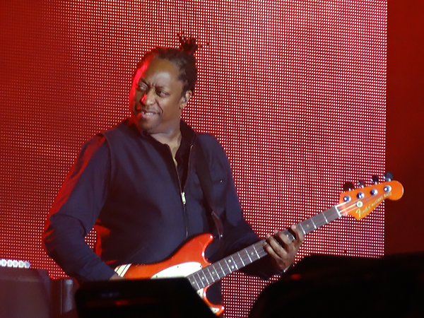 Darryl Jones