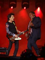 RON WOOD AND DARRYL JONES